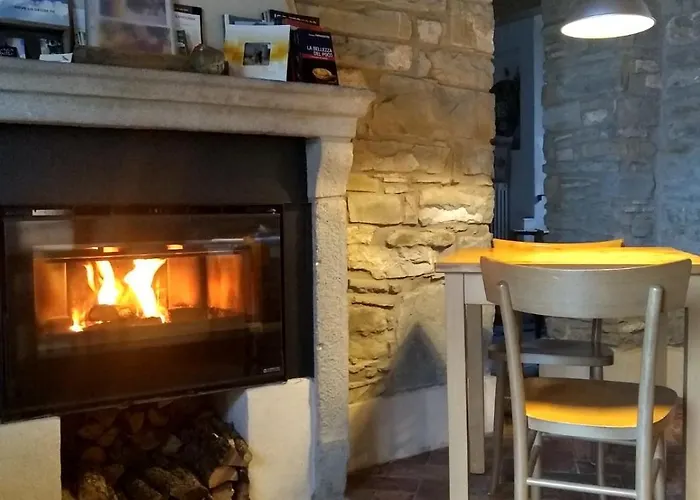 Le Spine Sulla Via Francigena 住宿加早餐酒店